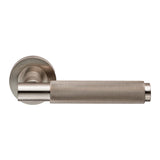 VARESE KNURLED LEVER ON ROSE